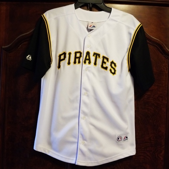 pirates button up jersey